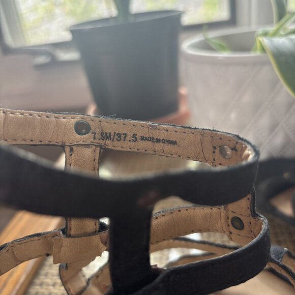 Ladies Lucky Brand Strappy Real Leather Sandals - Picture 5 of 7